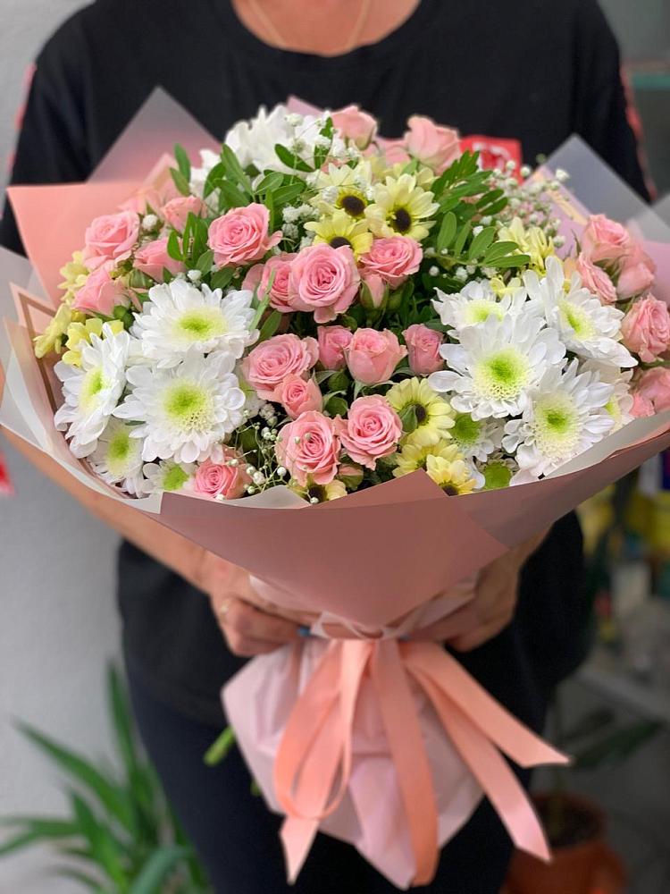 Букет цветов из: Розы и Хризантемы в Панино