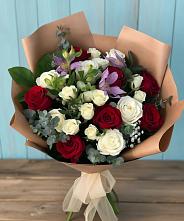 Букет цветов из:  Розы и Альстромерии в Панино