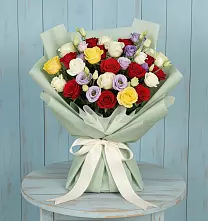 Букет цветов из:  Розы в Панино