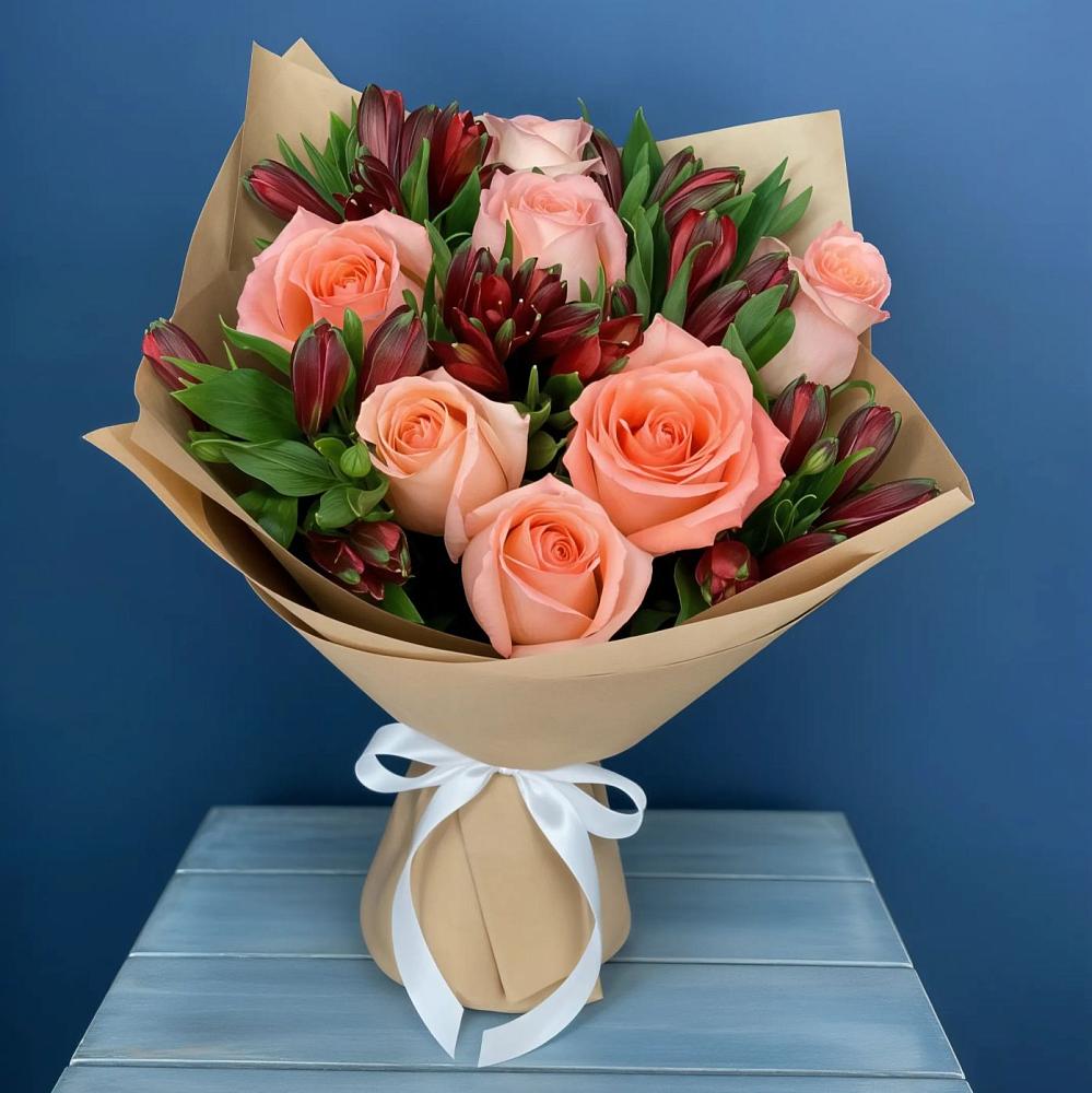 Букет цветов из: Розы и Альстромерии в Панино