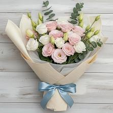 Букет цветов из:  Лизиантусы в Панино