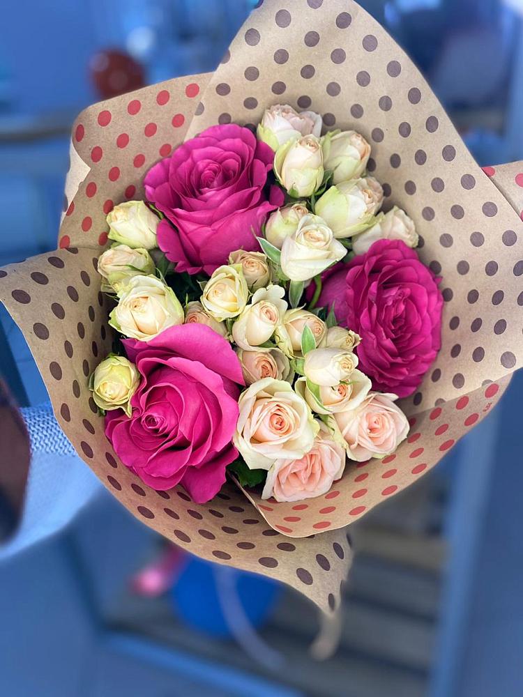 Букет цветов из: Розы в Панино