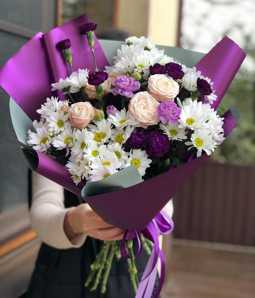 Букет цветов из: Хризантемы, Гвоздики и Розы в Панино