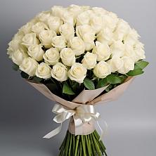Букет 101 беля роза Белоснежка в Панино
