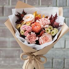 Букет цветов из:  Гвоздики, Хризантемы и Розы в Панино