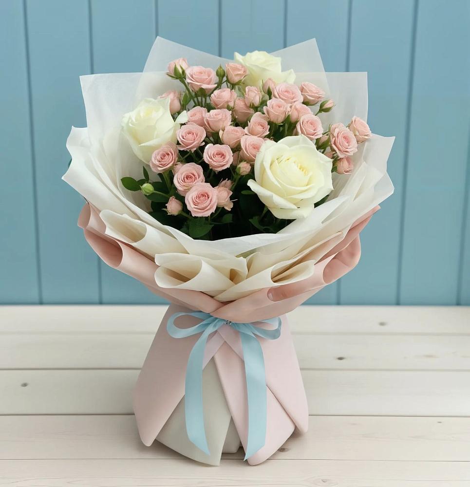 Букет цветов из: Розы в Панино